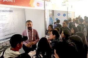 La UJI participa en las ferias «Estudiar en España» celebradas en Ecuador y Perú