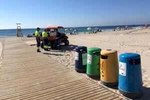 La Concejalía de Limpieza Viaria y Residuos Sólidos Urbanos aumenta los refuerzos externos para la limpieza de playas