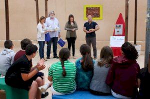 El colegio Errando Vilar, galardonado por la creación de un juego para aprender valenciano