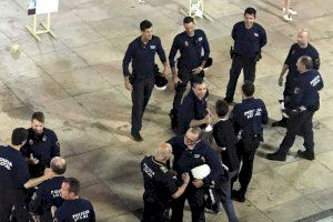 El Ayuntamiento pone en marcha un dispositivo nocturno de coordinación de tráfico y seguridad para el traslado de la hoguera Oficial y las especiales