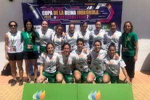 El equipo sénior femenino del Rugby Club Valencia se clasifica en sexta posición en la Copa de la Reina