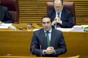 Ibáñez: “Puig pone al borde de la quiebra y la intervención a la Comunitat”