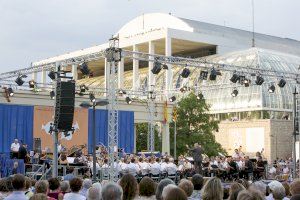 La cantant Martirio oferix esta nit un concert en els Jardins del Palau al junt a la Banda Municipal de València