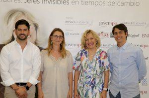 De España inaugura las Jornadas de Alta Dirección-Líderes: “Jefes invisibles en tiempos de cambio" con la periodista Pilar Jericó