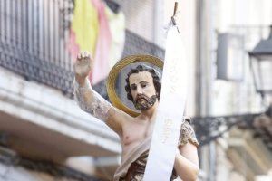 Recaudan donativos para reparar la imagen de Sant Joan del Mercat tras los daños sufridos al caer el lunes en la procesión