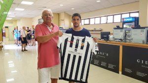 Carles Salvador, nuevo jugador del CD Castellón