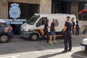 La Policía Nacional detiene en Benidorm a una persona hasta en tres ocasiones en un plazo de cinco días por diferentes robos