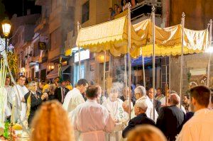 El cardenal Cañizares preside en Riba-roja el 125 aniversario de la Adoración Nocturna - (foto 4)