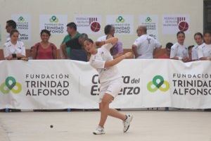 Nerea de Moixent, Natalia de Bicorp, Erika de l´Alquería d´Asnar i Laura d´Alfàs del Pi busquen la gran final del sub-18 de raspall