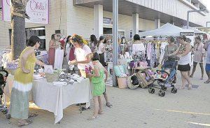 Feria del Comercio en la Playa de Moncofa