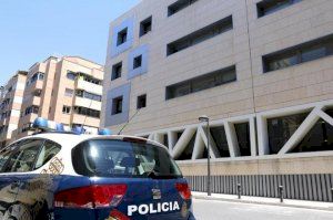 La Policía Nacional detiene a 13 personas e interviene más de 4.000 efectos falsificados