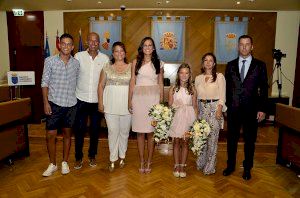 Elena i Julia seran les Reines Falleres de Burriana 2020 - (foto 6)