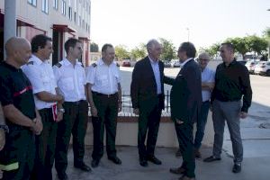 El presidente Martí muestra el respaldo total del equipo de gobierno de la nueva Diputación a los trabajadores del Consorcio Provincial de Bomberos