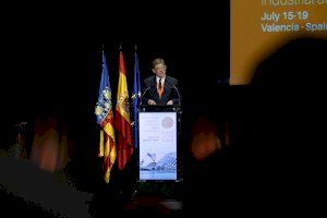 Ximo Puig apuesta por incrementar el apoyo a la investigación aplicada para incentivar el interés por la ciencia y afianzar la sociedad del conocimiento - (foto 2) Ximo Puig apuesta por incrementar el apoyo a la investigación aplicada para incentivar el interés por la ciencia y afianzar la sociedad del conocimiento - (foto 2)