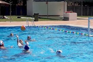 El Waterpolo Tour Academy de Utiel celebra su primera edición con deportistas de élite - (foto 2) El Waterpolo Tour Academy de Utiel celebra su primera edición con deportistas de élite - (foto 2)
