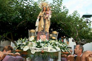 Así fue el traslado de la imagen de la Virgen del Carmen en el puerto de Burriana