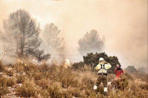 Estabilizado el incendio de Beneixama