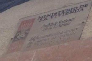 El Círculo de Podem Borriana insiste en la retirada de las placas franquistas en cumplimiento de la Ley de Memoria Histórica - (foto 4) El Círculo de Podem Borriana insiste en la retirada de las placas franquistas en cumplimiento de la Ley de Memoria Histórica - (foto 4)
