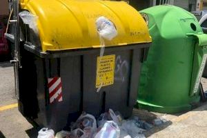 El PP de Torrent pide al gobierno socialista que actúe frente a la imagen de suciedad y falta de higiene junto a los contenedores - (foto 2) El PP de Torrent pide al gobierno socialista que actúe frente a la imagen de suciedad y falta de higiene junto a los contenedores - (foto 2)