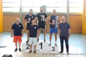 Trofeo de Halterofilia Aldaia - XXIX aniversario Club Halterofilia Aldaia - (foto 3) Trofeo de Halterofilia Aldaia - XXIX aniversario Club Halterofilia Aldaia - (foto 3)