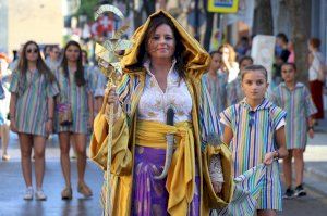 Las trabucadas y parlamentos preceden a la Gran Entrada Mora y Cristiana