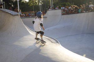 La cultura urbana se abre paso en Cullera con un campeonato de skate preolímpico