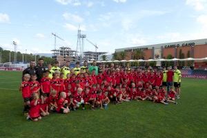 94 escolares participan en el XII Campus de Fútbol del C.F. La Nucía