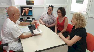 La unidad de Rehabilitación y Fisioterapia del Hospital Vega Baja crea la 'Escuela de hombro'