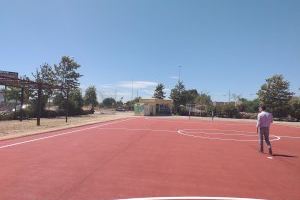 Finalizada la nueva pista de futbito en el barrio de Cantereria