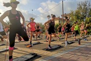 Las actividades deportivas triunfan en el Paseo Marítimo de la Playa Casablanca de Almenara
