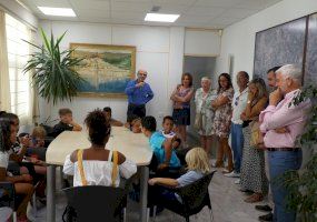 El Ayuntamiento recibe a los menores saharauis que pasan el verano en Altea con familias de acogida - (foto 3)
