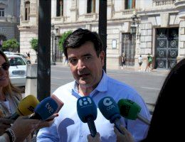 Giner cuestiona la capacidad de la red de saneamiento de Valencia ante la alerta por fuertes lluvias