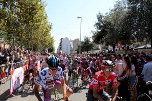 Onda vive un día histórico con la salida de La Vuelta y el reconocimiento internacional a la familia Cabedo