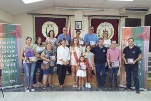 Escuder Regalos y Papelería Agua Limpia, ganadores en el Concurso de Escaparates de las Fiestas Patronales