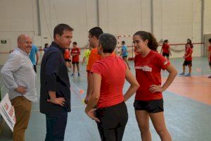 L'alcalde de Xàtiva visita als participants del Campus Inclusiu del Club Bàdminton Xàtiva - (foto 3)