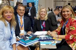 Mari Carmen Sánchez promociona Alicante como puerto de cruceros en la Feria Internacional de Turismo de Cruceros SeaTrade en Hamburgo