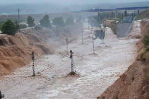 Cortada la circulación de trenes en varias líneas de Valencia y Alicante por el temporal