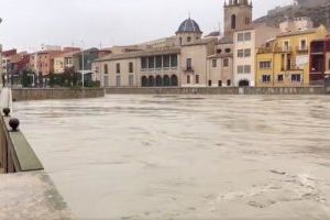 Emergencias recomienda extremar las precauciones esta tarde ante la persistencia de lluvias torrenciales