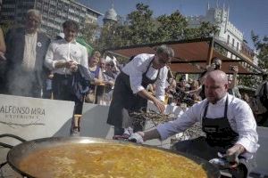 Torna el World Paella Day, una iniciativa per a compartir la paella amb el món