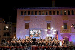 La Banda Primitiva y la Unió Musical reciben la Medalla de la Ciudad de Llíria