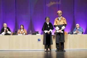 Eva Alcón reinvindica l’augment de la competitivitat del sistema universitari «perquè ens permeta seguir formant i fent ciència al més alt nivell, així com atraure i retenir talent» - (foto 2) Eva Alcón reinvindica l’augment de la competitivitat del sistema universitari «perquè ens permeta seguir formant i fent ciència al més alt nivell, així com atraure i retenir talent» - (foto 2)