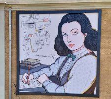 Hedy Lamarr protagoniza el último de los “Murales  Interactivos Mujeres de Ciencia” de la Universitat Politècnica de València y Las Naves