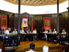 El Pleno de Segorbe aprueba homenajear a Eduardo Solsona y Manolita Belis poniendo sus nombres en dos calles