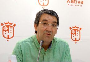 El regidor de Mobilitat es reuneix amb el Martínez Bellver per tractar la problemàtica de l’accés al centre de Xàtiva