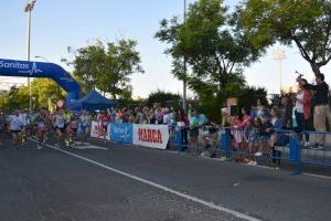 La fiesta deportiva de la Carrera de los Castillos bate record de inscritos, con Rubén Requena y Gemma A. Selby como ganadores absolutos en los 10 Kms