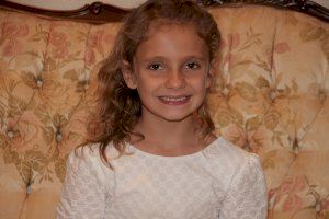 La Falla Caçadors dóna la benvinguda a les seues màximes representants per al 2020 - (foto 2)