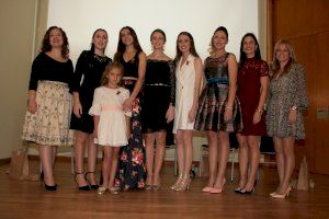 La Falla Caçadors dóna la benvinguda a les seues màximes representants per al 2020 - (foto 4)