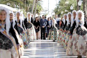 Alicante celebra el 9 d'Octubre - (foto 5)