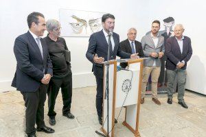 El Alcalde inaugura en el Castillo de Santa Bárbara la exposición DibujandRo. "Miradas desde mi tableta"