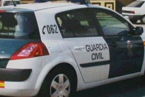 La Guardia Civil detiene “in fraganti” a dos personas por un delito de robo con fuerza en el interior de una vivienda en Benicassìm